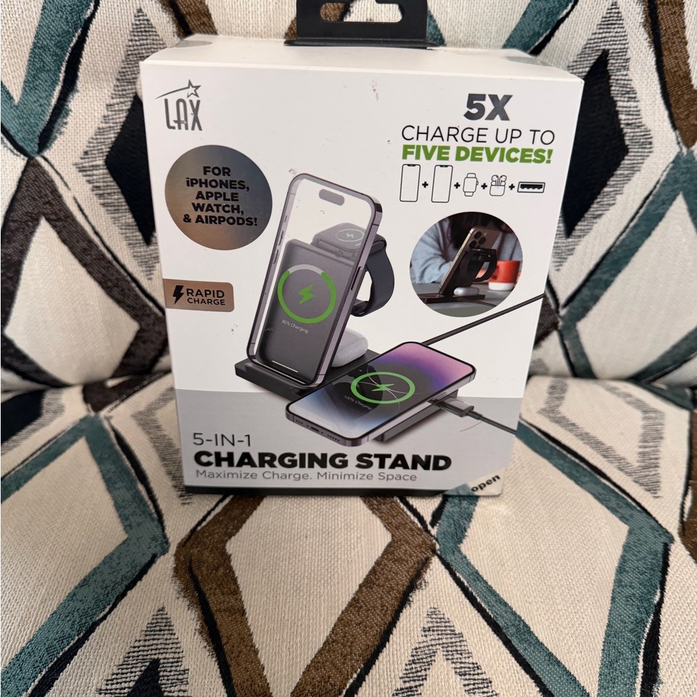 Black 5-in-1 Charging Stand